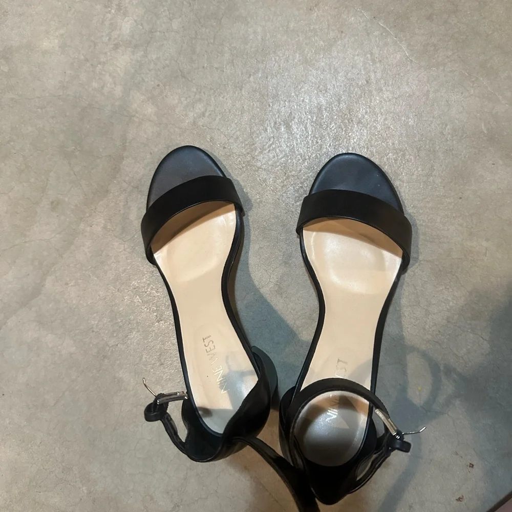 Women’s Black Sandal Heels (Nine West) - Picture 6 of 6